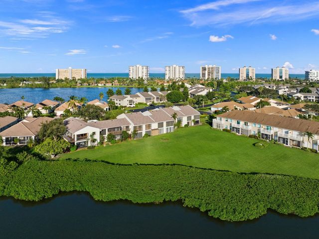 5 of 41 - 3225 S Lakeview Circle #22-202, Fort Pierce, FL