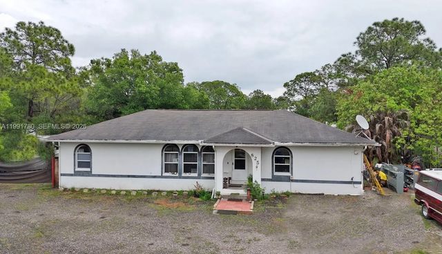 825 N Willow Street, Clewiston