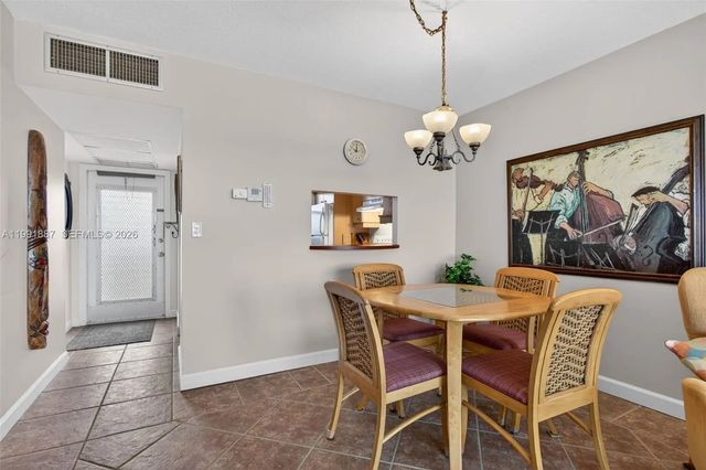 4 of 36 - 4299 Nw 16th Street #310, Lauderhill, FL