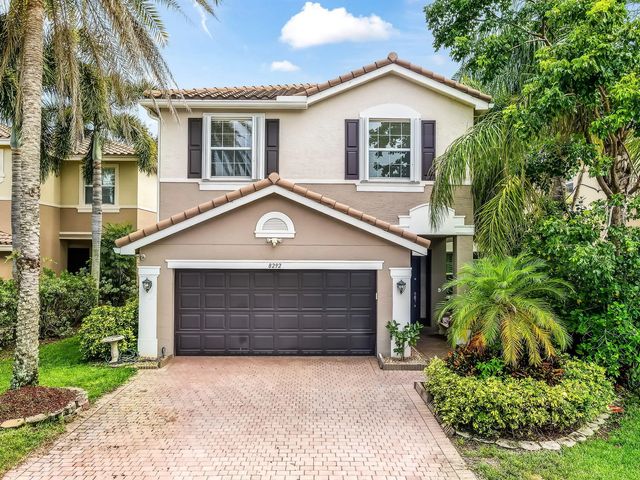 8292 Calabria Lakes Drive, Boynton Beach