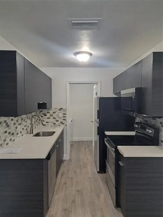 Photo of Listing #B26008939