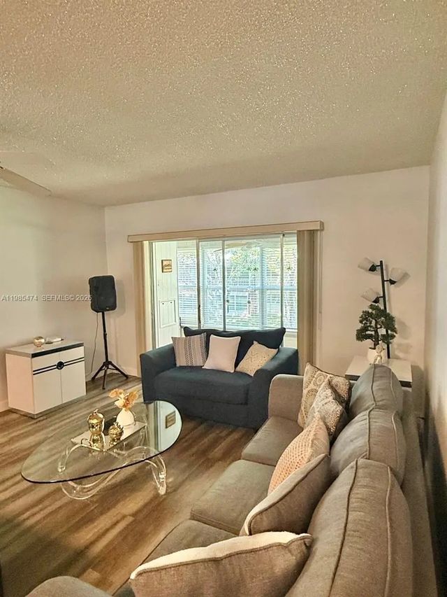 5 of 29 - 7605 W Atlantic Boulevard #207, Margate, FL