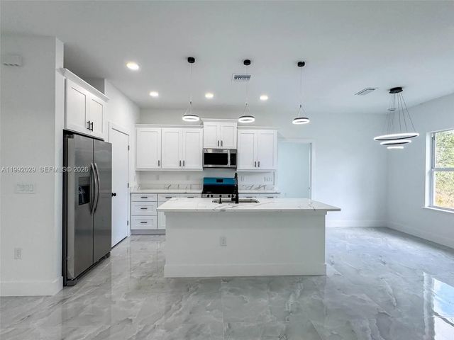 5 of 29 - 852 Belden Avenue, Lehigh Acres, FL