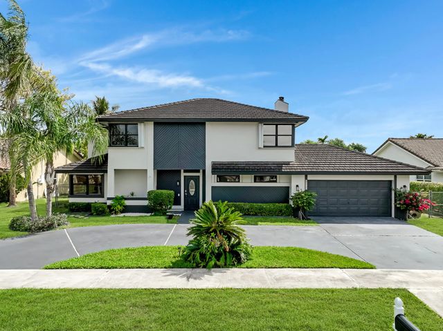 6840 W Wedgewood Avenue, Davie