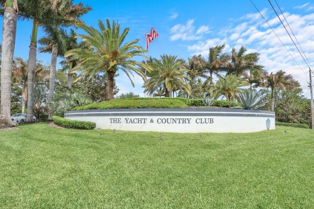 3 of 49 - 3482 Se Court Drive, Stuart, FL