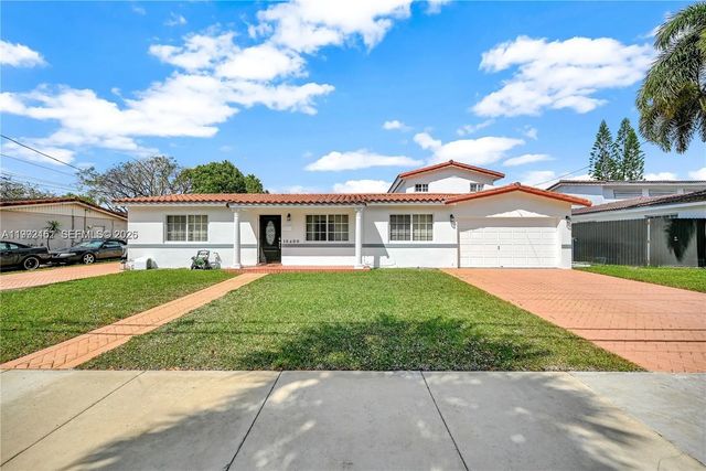 3 of 40 - 18400 Nw 78th Avenue, Hialeah, FL