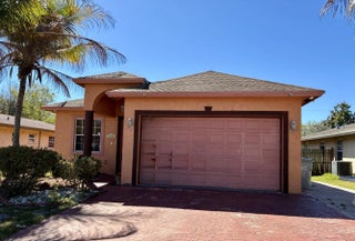 Photo of Listing #B26009166