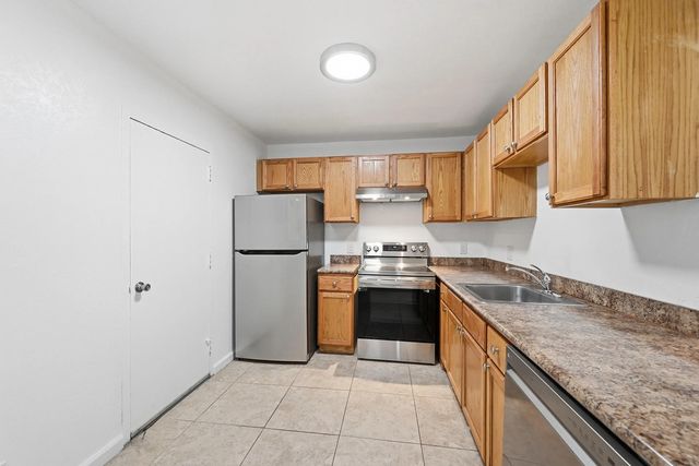3 of 28 - 7541 Nw 16th Street #1211, Plantation, FL