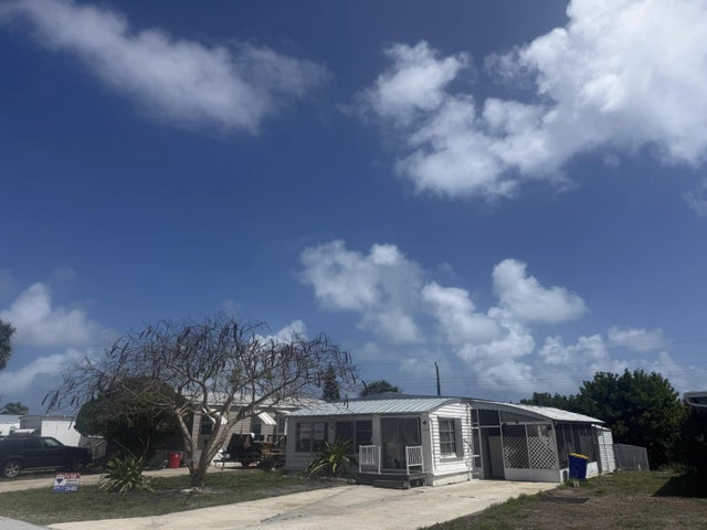 Photo of Listing #B26009099