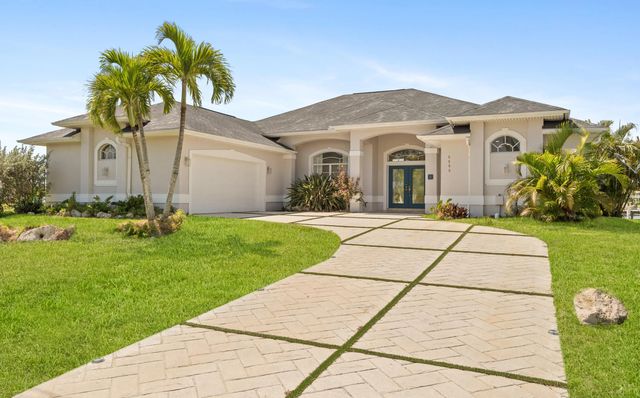 8090 Arlewood Circle, Port Charlotte