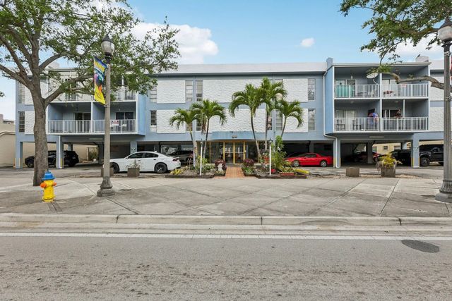 1735 Ne 164th Street #f-304, North Miami Beach