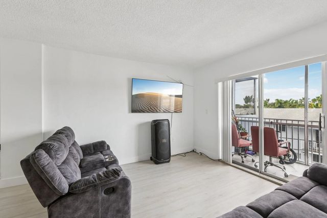 4 of 24 - 1735 Ne 164th Street #f-304, North Miami Beach, FL