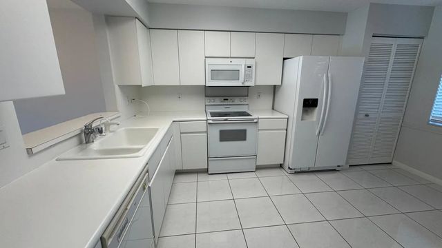 3 of 47 - 5876 Regal Glen Drive #108, Boynton Beach, FL