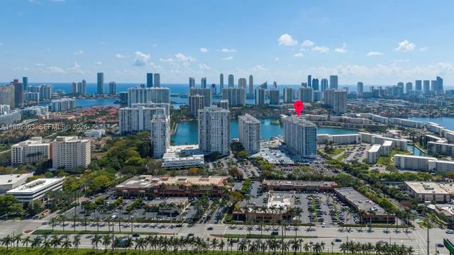 18011 Biscayne Boulevard #903, Aventura