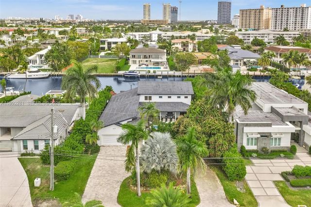 3 of 98 - 472 Sunset Drive, Hallandale Beach, FL