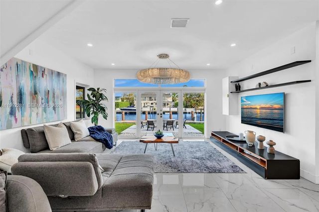 5 of 98 - 472 Sunset Drive, Hallandale Beach, FL