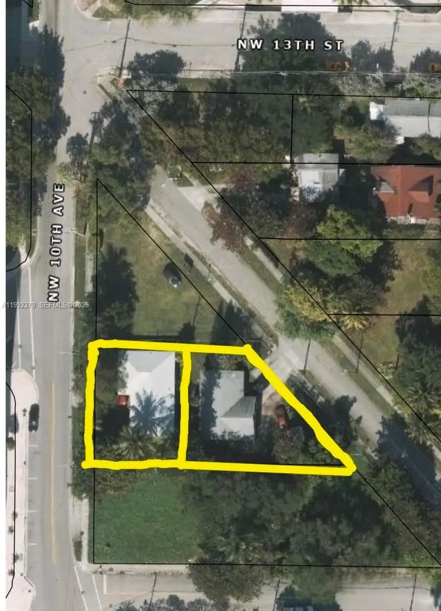 1226 Nw 11th St Road, Miami