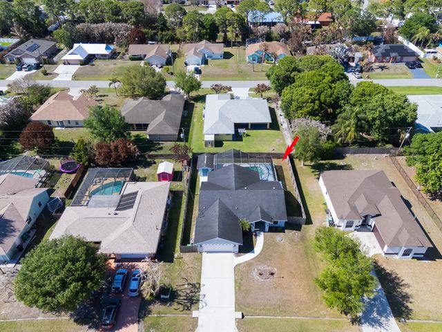 3 of 32 - 471 Se Ron Rico Terrace, Port St. Lucie, FL