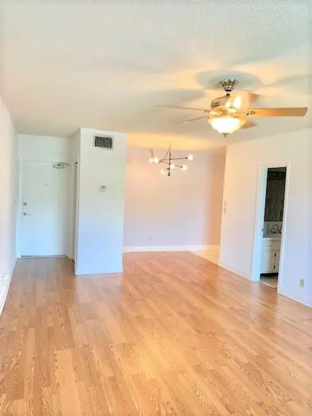 2426 Se 17th Street #307a, Fort Lauderdale