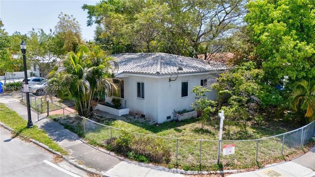 5 of 31 - 2 Ne 45th Street, Miami, FL