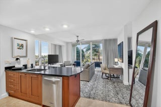 Photo of Listing #B26009236