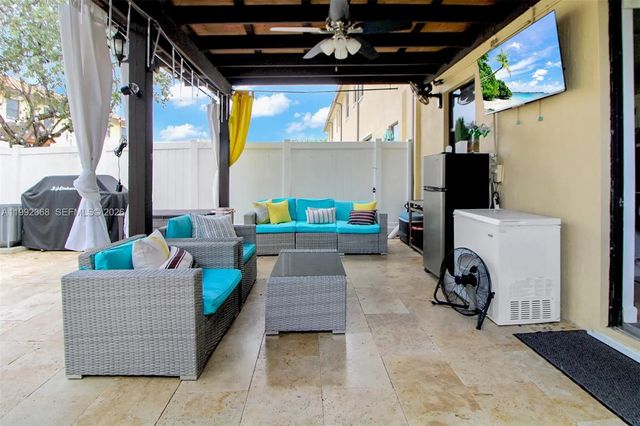 4 of 21 - 3323 W 90th Terrace, Hialeah, FL