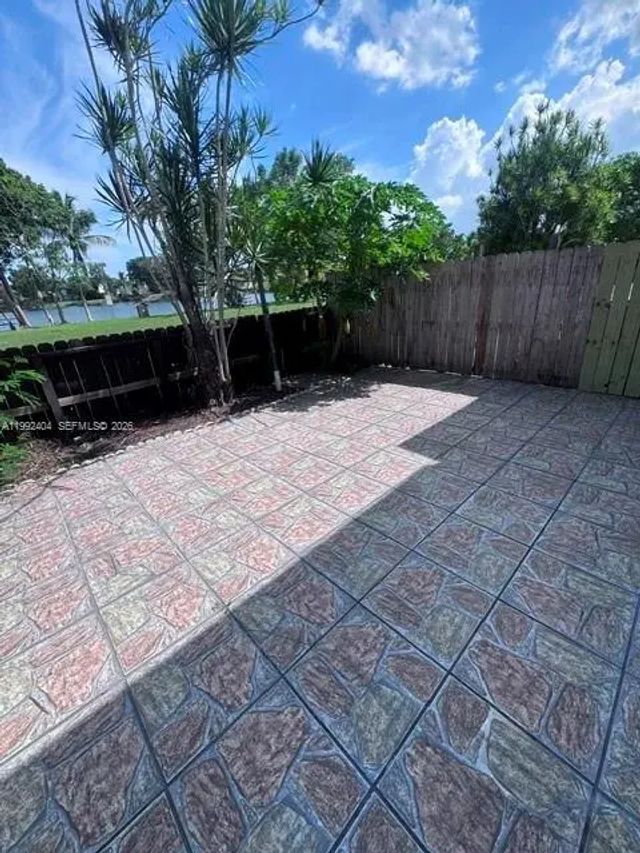 4 of 28 - 6713 Sw 112th Court, Miami, FL