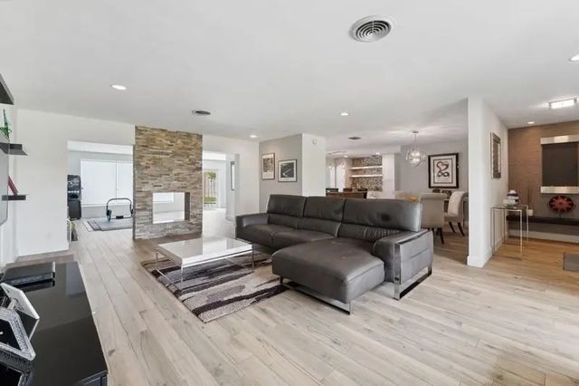 5 of 32 - 13 Little Harbor Way, Deerfield Beach, FL