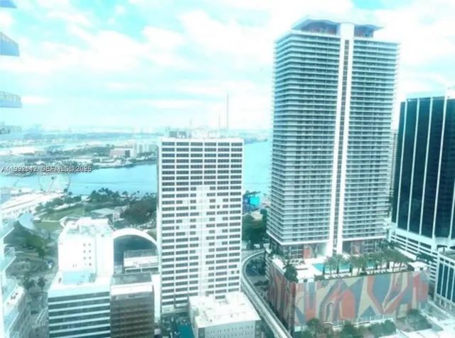 4 of 23 - 133 Ne 2nd Avenue #3410, Miami, FL