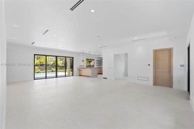 3 of 29 - 6221 Sw 60th Street, South Miami, FL
