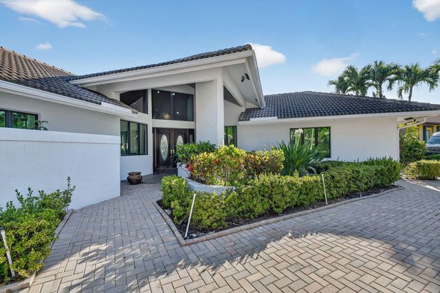 4 of 42 - 2410 Embassy Drive, West Palm Beach, FL