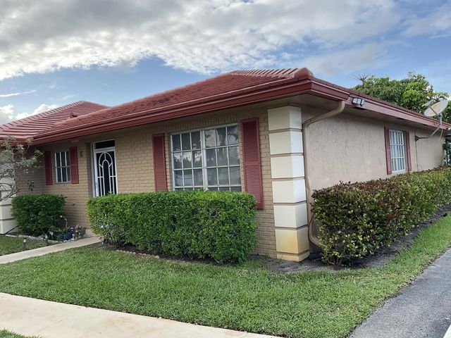 2 of 14 - 1473 Sw 27th Avenue #1e, Boynton Beach, FL