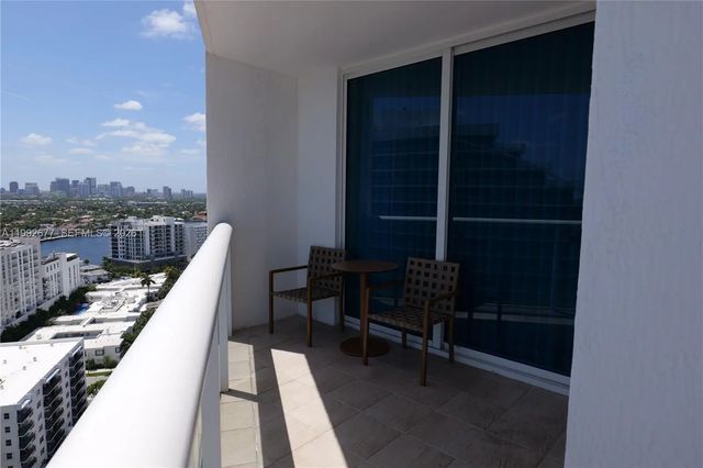 2 of 24 - 505 N Fort Lauderdale Beach Boulevard #2205, Fort Lauderdale, FL