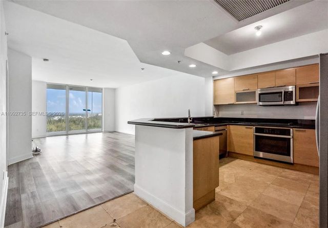 3 of 22 - 14951 Royal Oaks Lane #1706, North Miami, FL