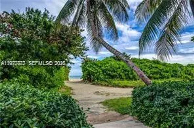 5555 Collins Avenue #15w, Miami Beach