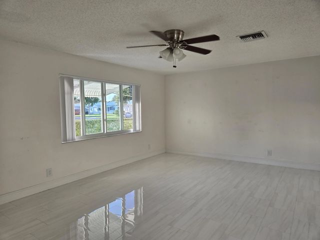 3 of 10 - 1320 Nw 82nd Avenue, Plantation, FL