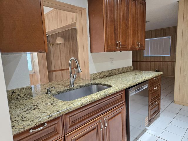 5 of 10 - 1320 Nw 82nd Avenue, Plantation, FL