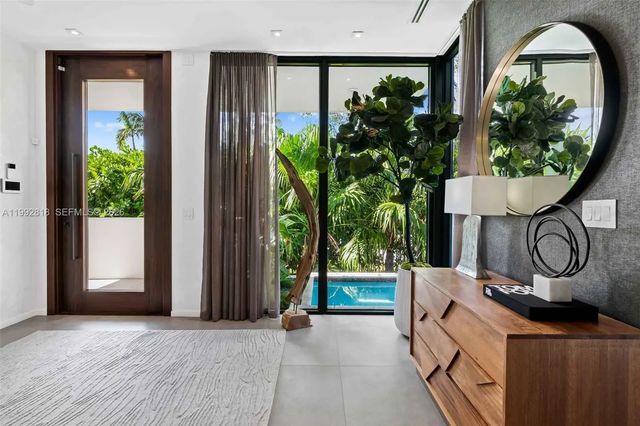 4 of 32 - 121 2nd Dilido Terrace #share A, Miami Beach, FL