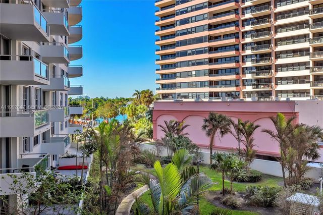 5161 Collins Avenue #410, Miami Beach