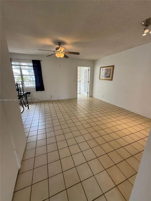 2 of 10 - 1333 E Hallandale Beach Boulevard #223, Hallandale Beach, FL