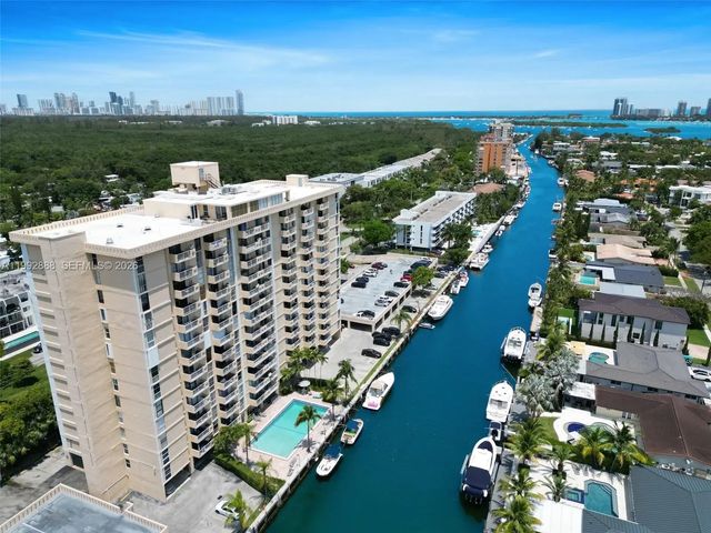 2350 Ne 135th Street #1101, North Miami