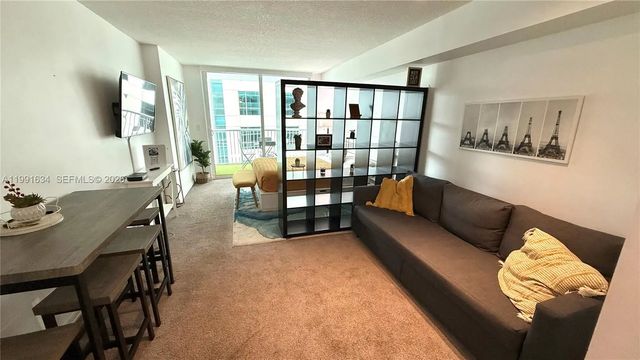 5 of 23 - 1200 Brickell Bay Drive #2216, Miami, FL
