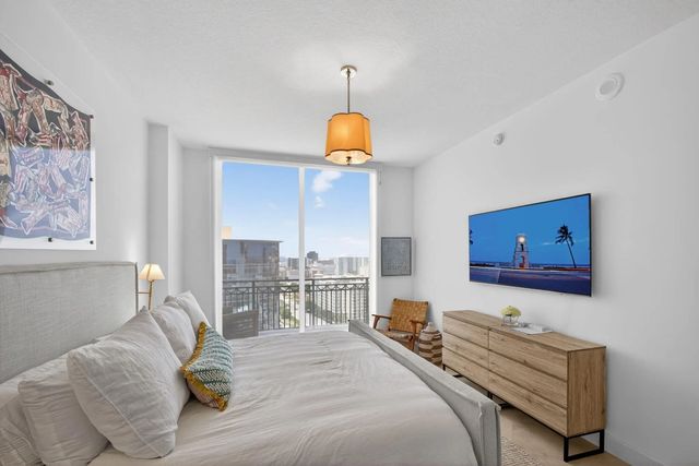 4 of 74 - 550 Okeechobee Boulevard #uph-04, West Palm Beach, FL