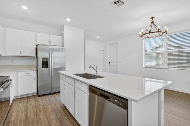 5 of 47 - 211 Se Woodbark Street, Port St. Lucie, FL