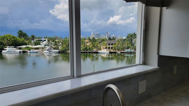 3 of 59 - 333 Sunset Drive #208, Fort Lauderdale, FL