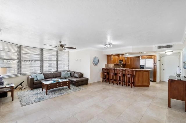 5555 Collins Avenue #11a, Miami Beach