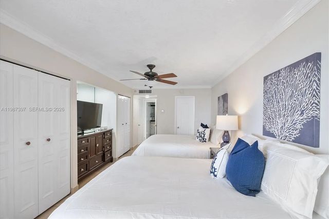 2 of 19 - 5555 Collins Avenue #11a, Miami Beach, FL