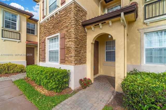 1720 Ne 33 Avenue #104-5, Homestead