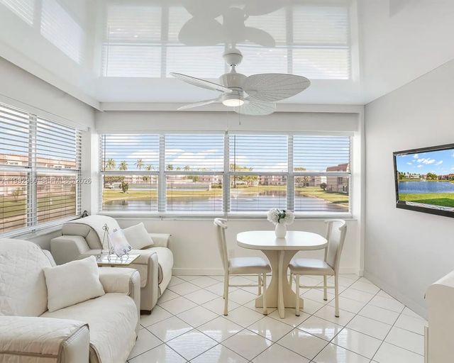 9580 Sunrise Lakes Boulevard #205, Sunrise