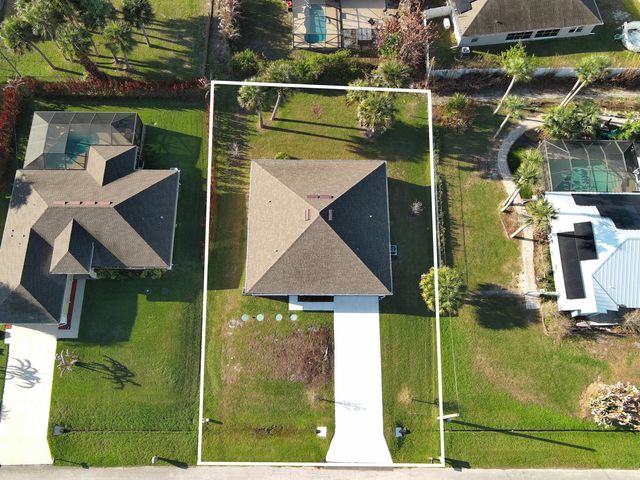 3 of 43 - 450 Kendall Avenue, Sebastian, FL